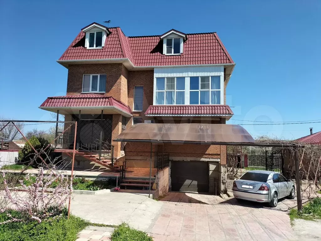 Дом 268,7 м на участке 6,7 сот. - Фото 0