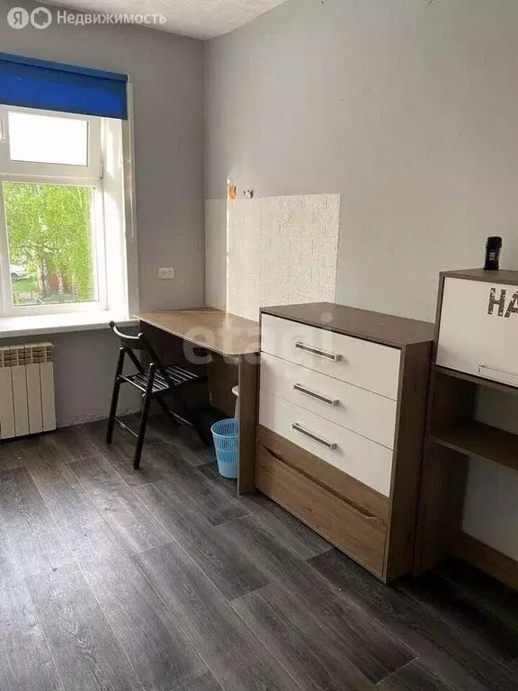 3-комнатная квартира: Бийск, улица Александра Можайского, 8 (56.6 м) - Фото 2