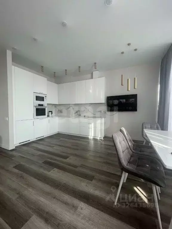 3-к кв. Новосибирская область, Новосибирск ул. Кирова, 50 (75.0 м) - Фото 1