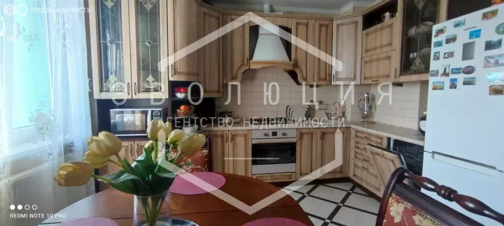 2-комнатная квартира: Калининград, Автомобильная улица, 19 (80.4 м) - Фото 1