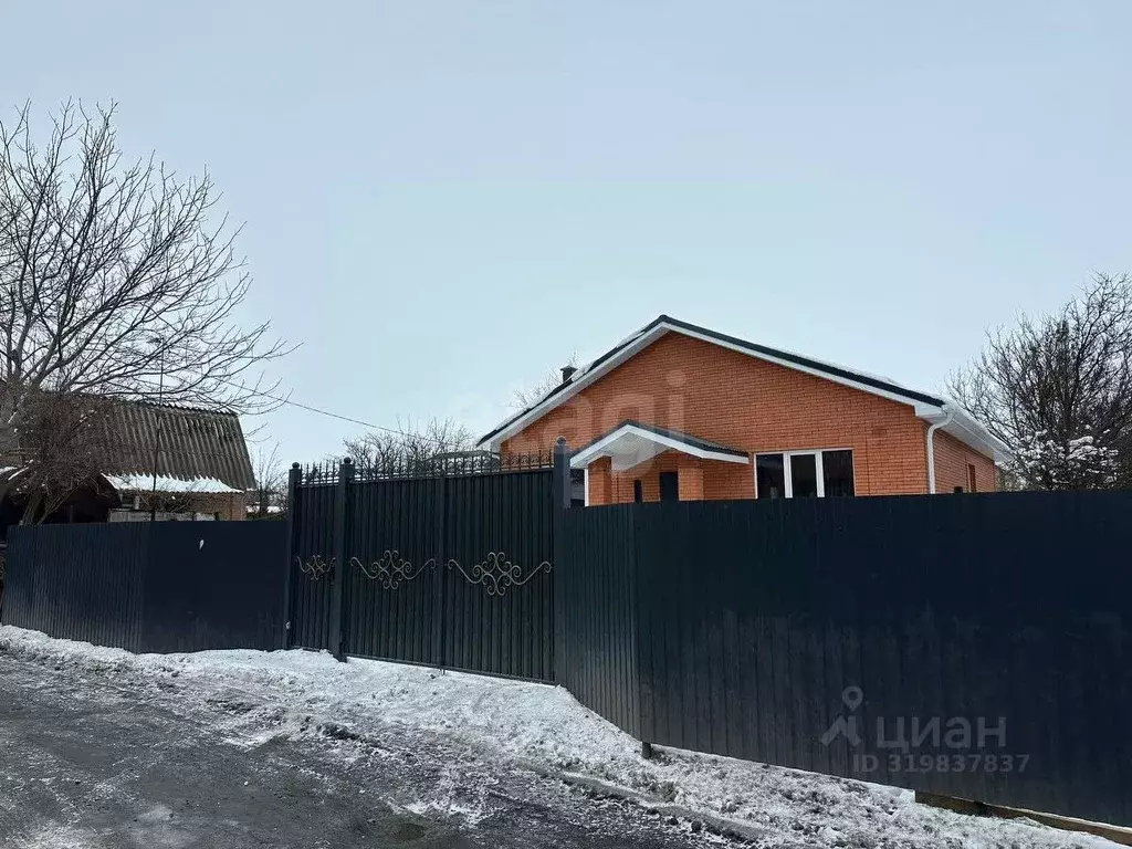 Дом в Ростовская область, Батайск Труд ДНТ, 8-я линия (110 м) - Фото 0