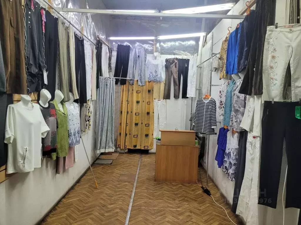 Торговая площадь в Омская область, Омск ул. 20 лет РККА, 298/1 (28 м) - Фото 1