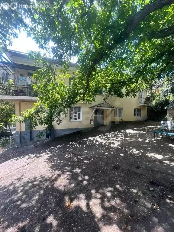 3-комнатная квартира: Кисловодск, улица Горького, 6 (63.5 м) - Фото 1