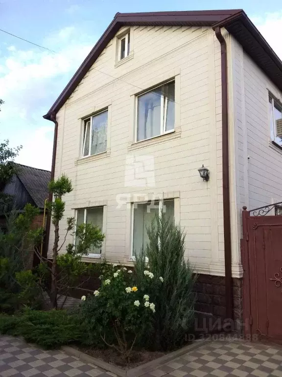 Дом в Ростовская область, Таганрог 20-й пер. (170 м) - Фото 0