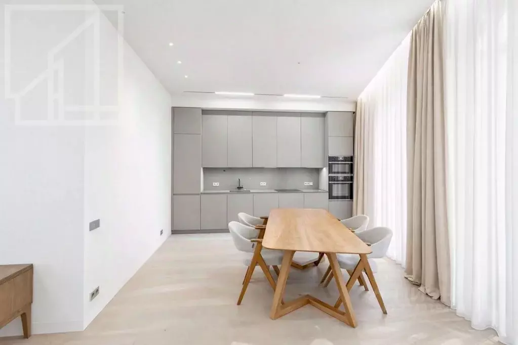 4-к кв. Москва Саввинская наб., 13 (176.7 м) - Фото 1