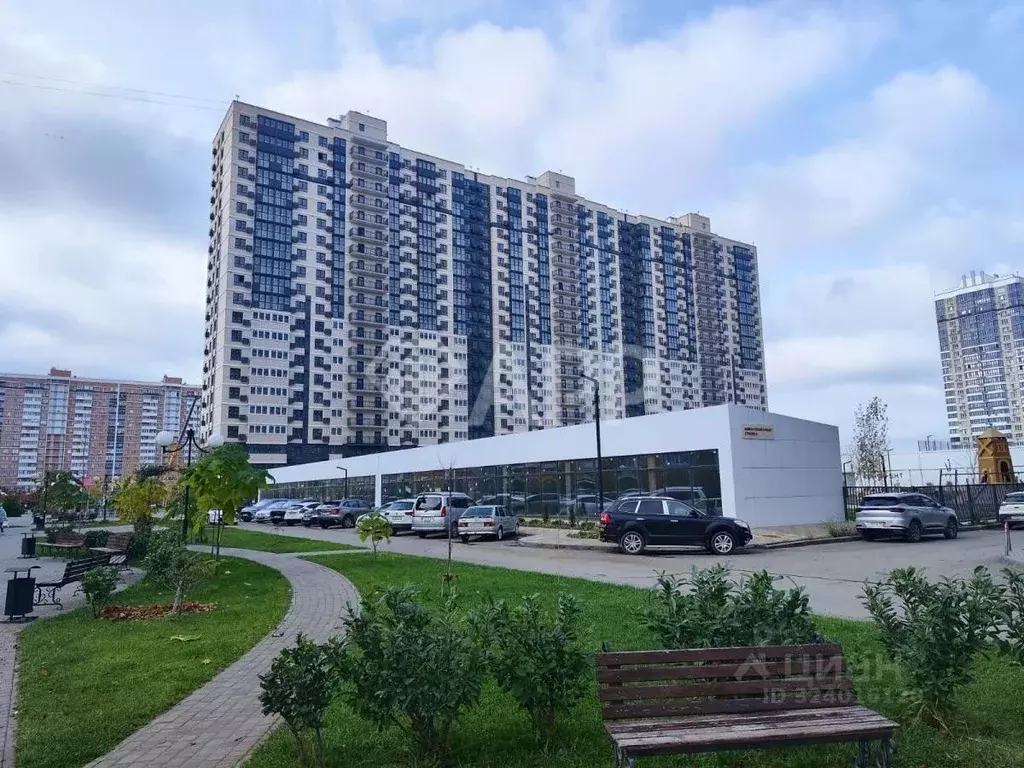 Помещение свободного назначения в Краснодарский край, Краснодар бул. ... - Фото 1