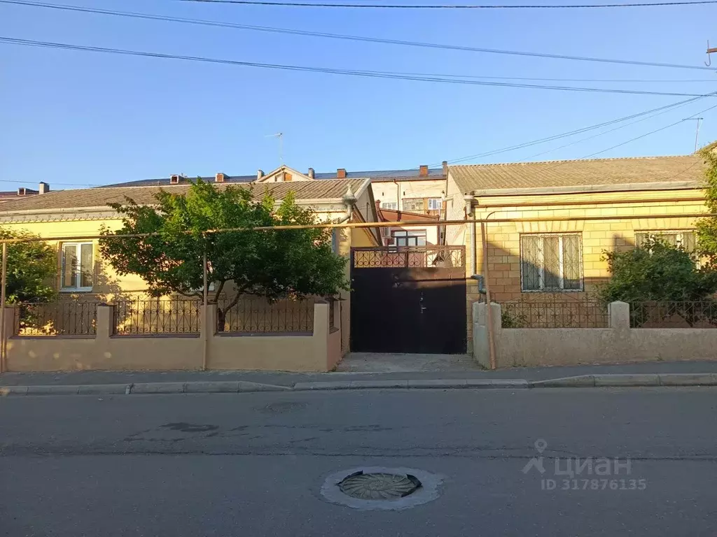 Дом в Дагестан, Махачкала ул. Ахмеда Магомедова, 23В (400 м) - Фото 1