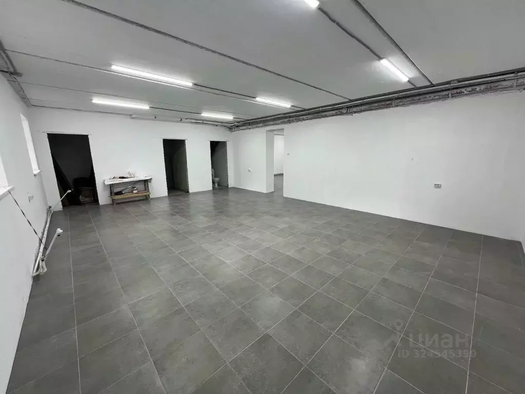 Помещение свободного назначения в Волгоградская область, Волгоград ... - Фото 2