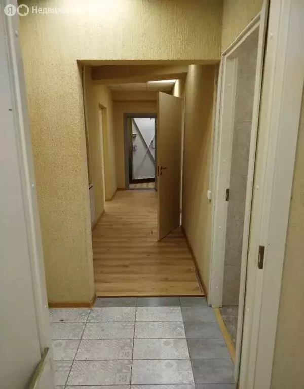 Торговая площадь (81 м) - Фото 1