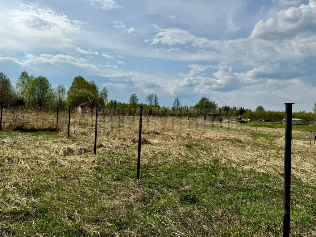 Участок в Смоленская область, Смоленский муниципальный округ, д. ... - Фото 1