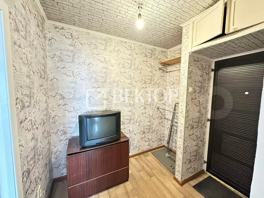 1-к. квартира, 31 м, 5/5 эт. - Фото 1