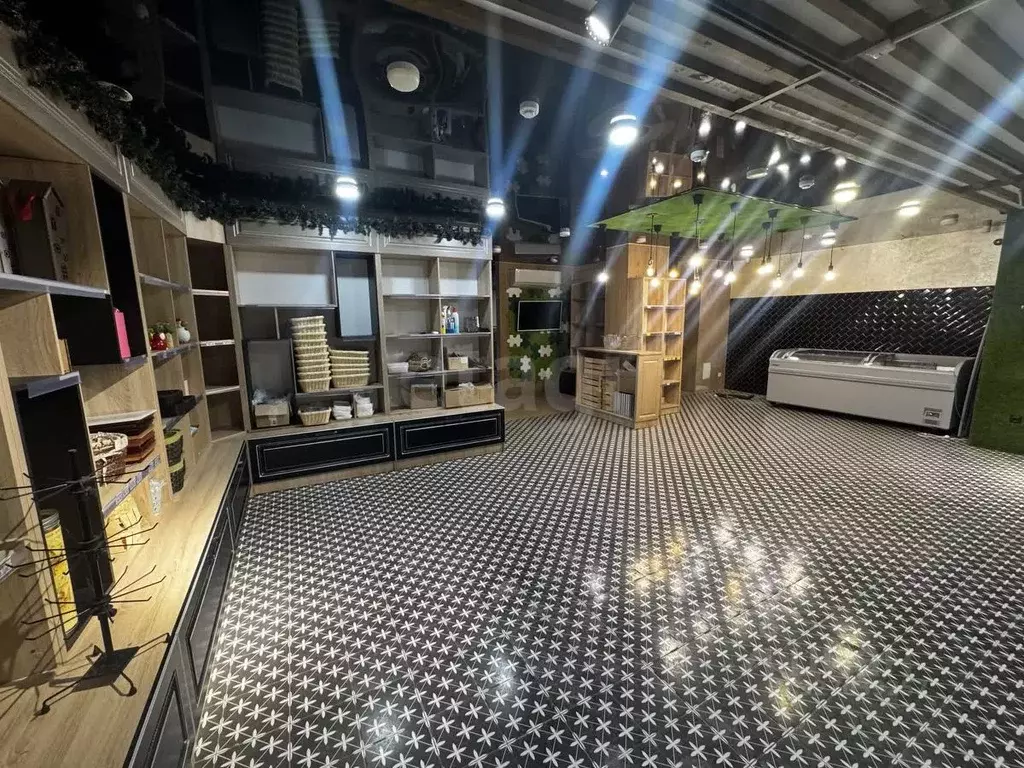 Помещение свободного назначения в Ханты-Мансийский АО, Ханты-Мансийск ... - Фото 1