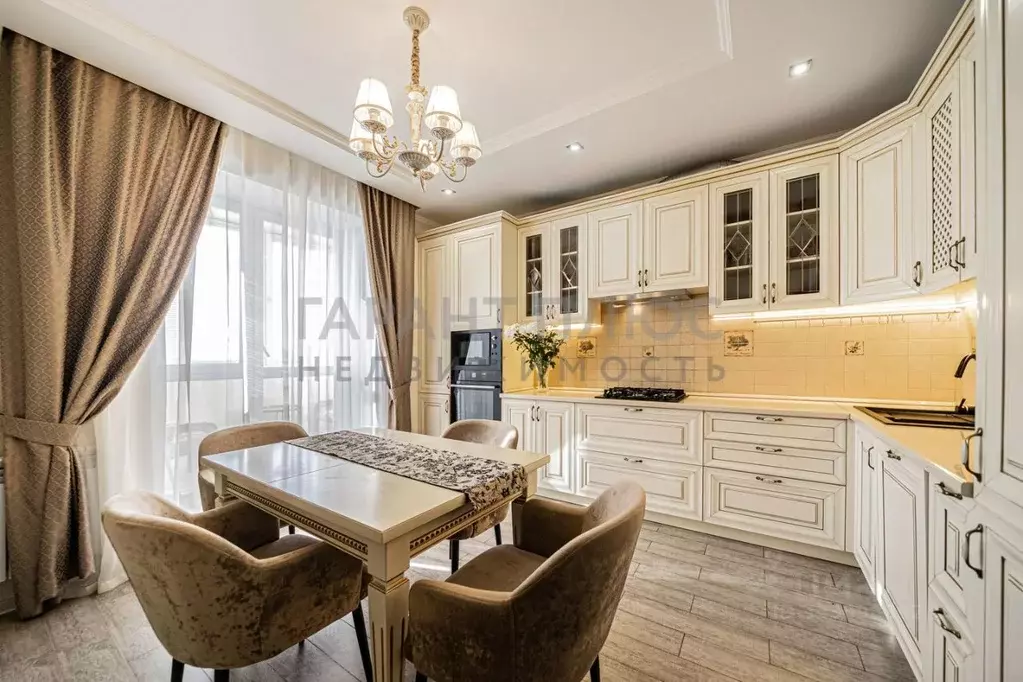 4-к кв. Липецкая область, Липецк Пролетарская ул., 7 (140.0 м) - Фото 1