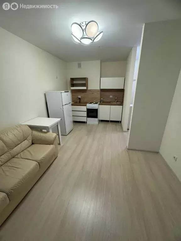 1-комнатная квартира: Екатеринбург, улица Металлургов, 63 (37.5 м) - Фото 2