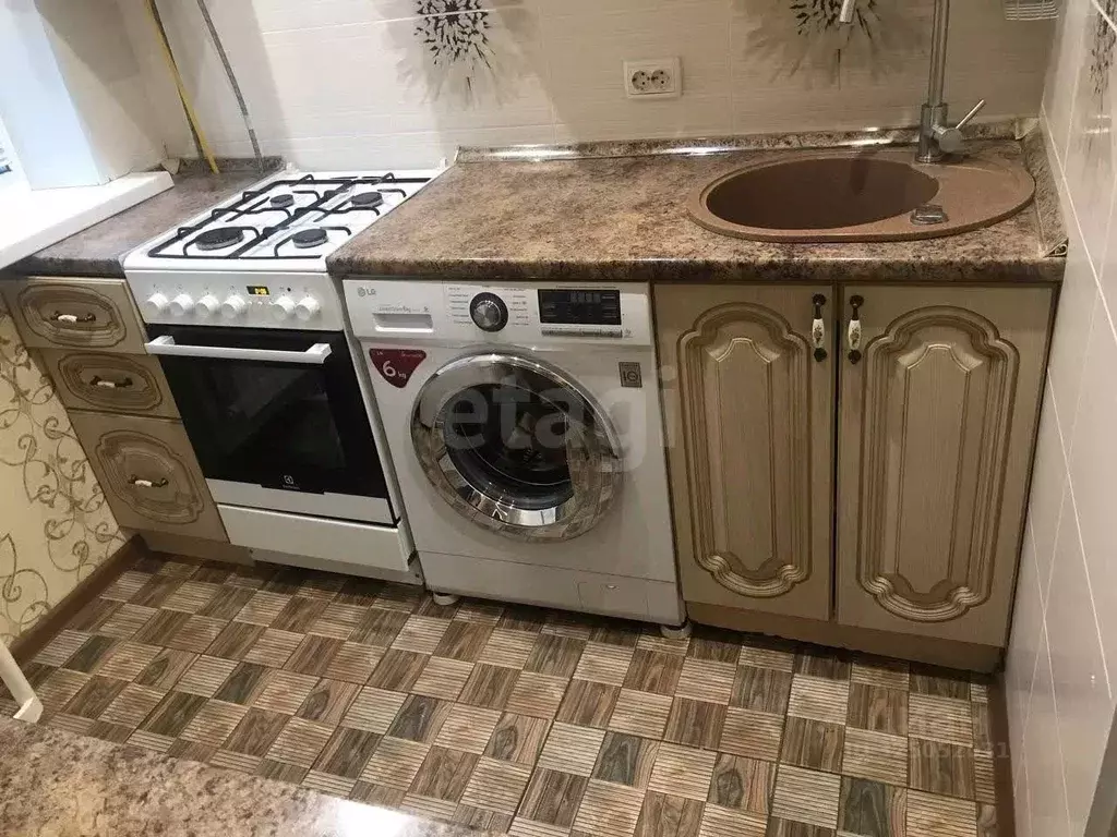 2-к кв. Татарстан, Альметьевск просп. Габдуллы Тукая, 1 (48.1 м) - Фото 1