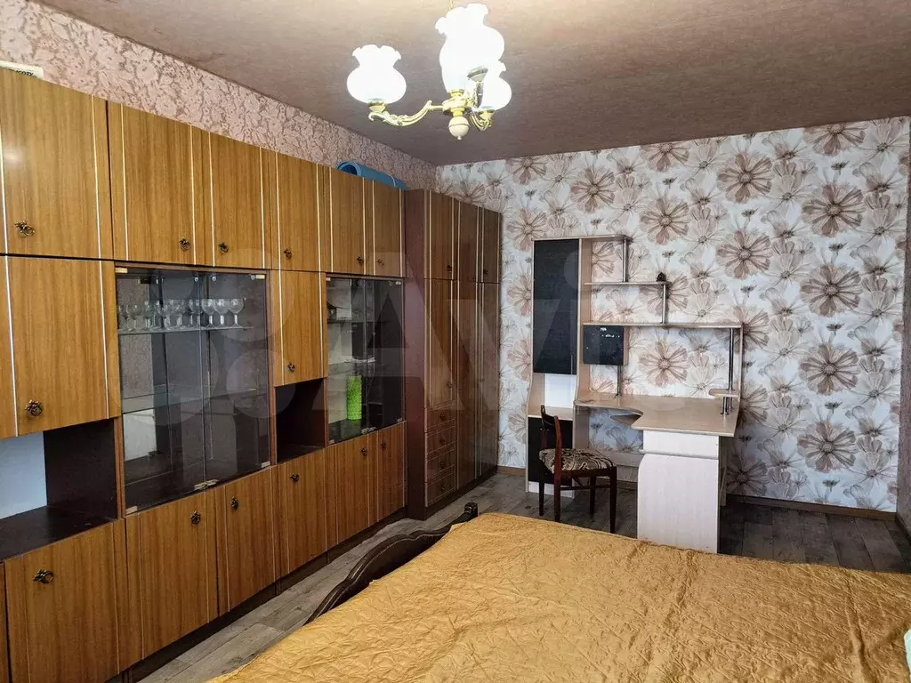1-к. квартира, 54 м, 3/9 эт. - Фото 1