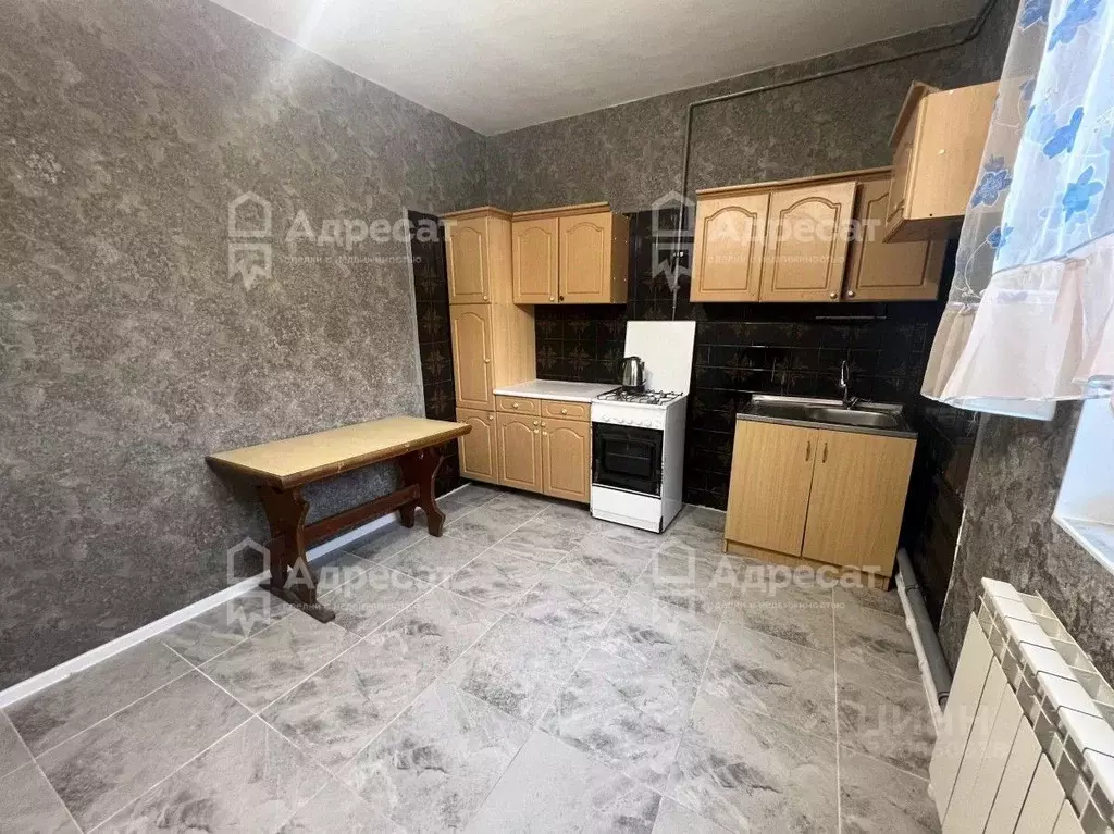 Дом в Волгоградская область, Волгоград Эльтонская ул. (90 м) - Фото 2