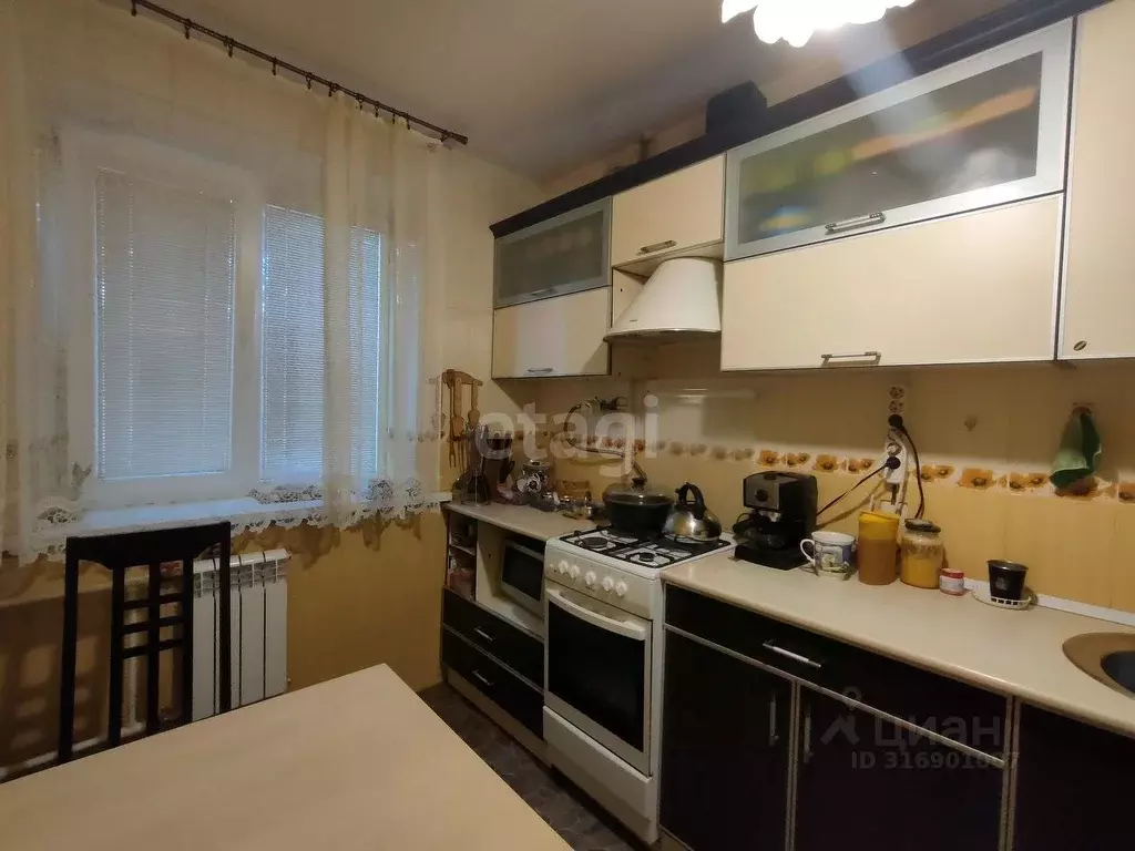 5-к кв. Белгородская область, Губкин ул. Победы, 48 (83.1 м) - Фото 0