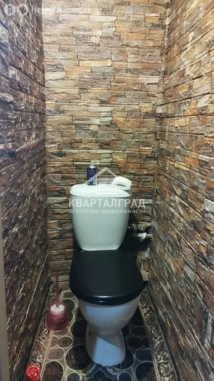 2-комнатная квартира: Саяногорск, микрорайон Заводской, 15 (44 м) - Фото 1