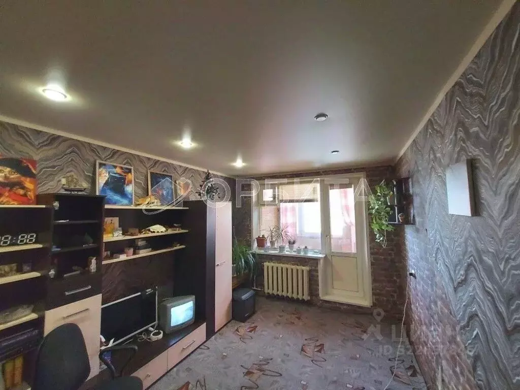 1-к кв. Тюменская область, Тюмень Заречный проезд, 10 (33.9 м) - Фото 1