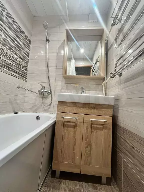 3-к. квартира, 60 м, 5/5 эт. - Фото 1