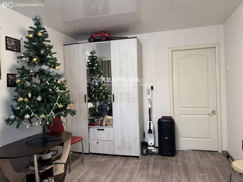 2-комнатная квартира: Невьянск, улица Ленина, 22 (46.9 м) - Фото 1