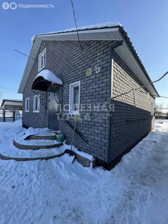 Дом в Кинель, микрорайон Лебедь, Путейская улица, 17 (90 м) - Фото 1