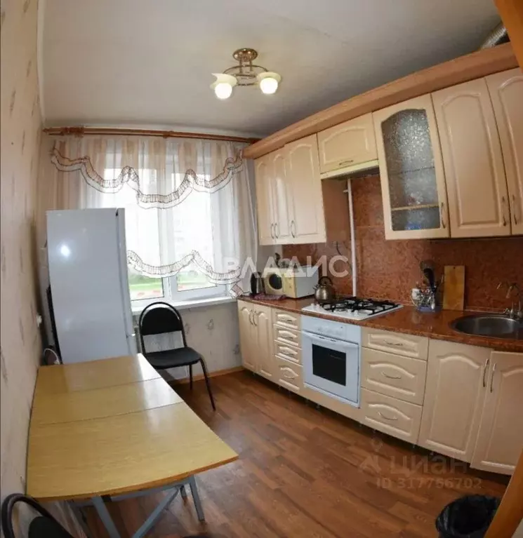 3-к кв. Владимирская область, Владимир ул. Василисина, 7 (65.0 м) - Фото 0