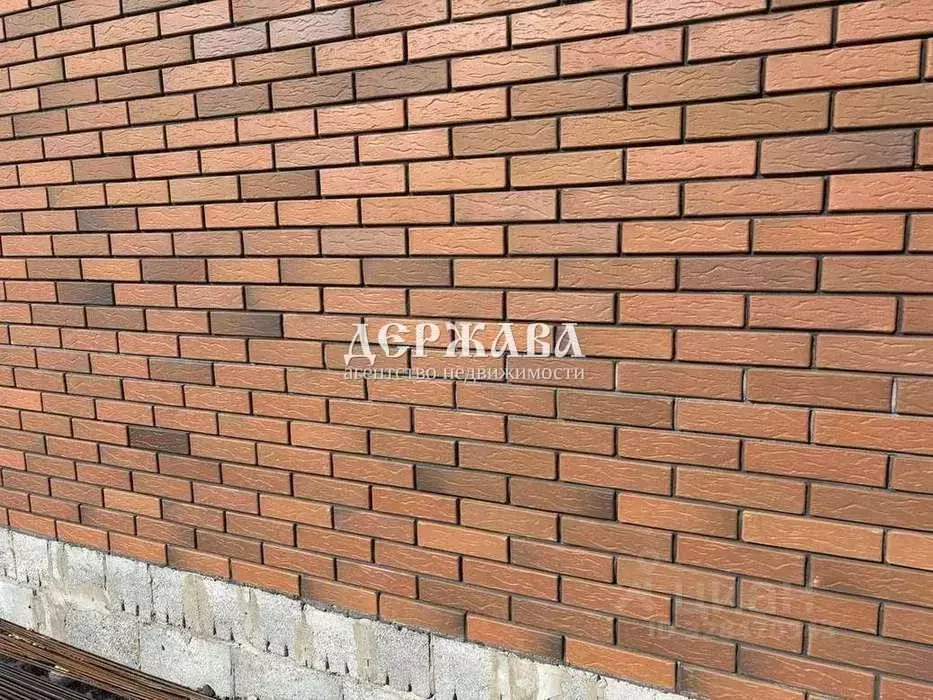 Коттедж в Белгородская область, Старооскольский городской округ, с. ... - Фото 1