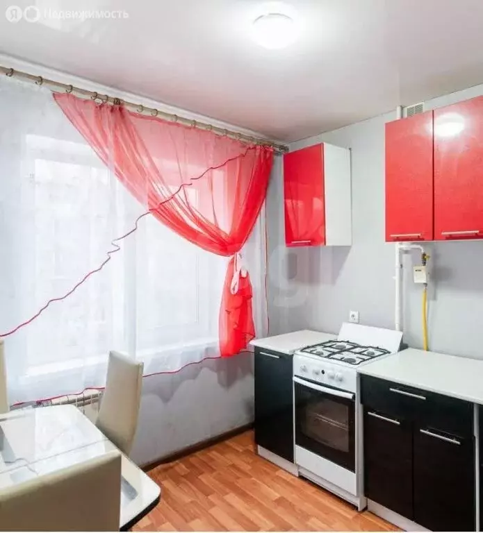 2-комнатная квартира: Омск, микрорайон Городок Нефтяников, улица 22 ... - Фото 1