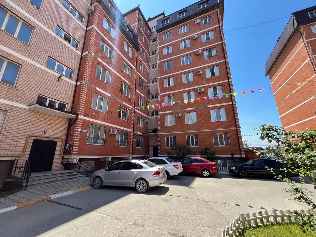 2-к кв. Дагестан, Каспийск ул. Приморская, 16И (83.1 м) - Фото 1