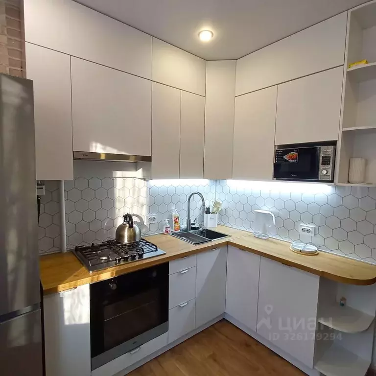 2-к кв. Омская область, Омск бул. Архитекторов, 7/3 (51.0 м) - Фото 2