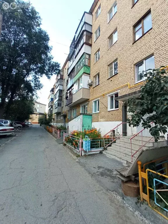 3-комнатная квартира: город Гай, Коммунистическая улица, 6 (58 м) - Фото 0