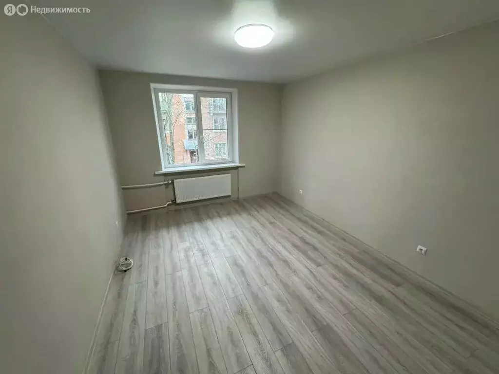 1к в 3-комнатной квартире (14.3 м) - Фото 2