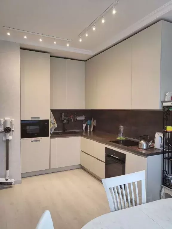 2-к кв. Москва ул. Коминтерна, 15 (70.9 м) - Фото 2