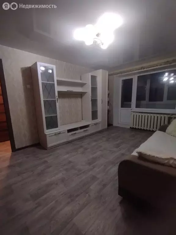 2-комнатная квартира: Стерлитамак, Коммунистическая улица, 3 (47.6 м) - Фото 2