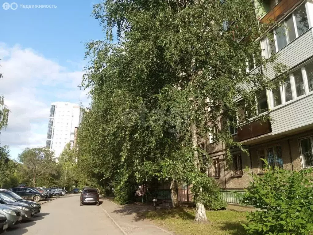 3-комнатная квартира: Пермь, улица Строителей, 34 (60.7 м) - Фото 0