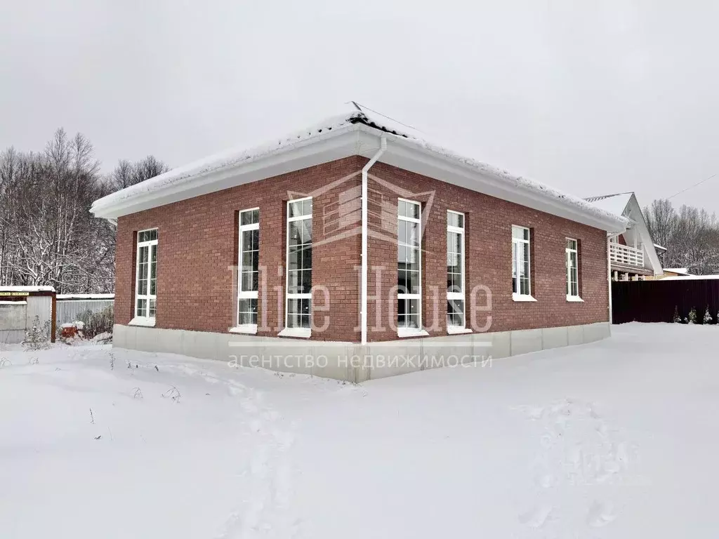 Дом в Калужская область, Калуга городской округ, д. Петрово пер. 3-й ... - Фото 1