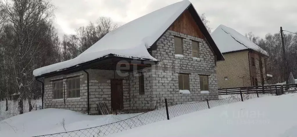 Дом в Алтайский край, Первомайский район, с. Жилино Луговая ул. (197 ... - Фото 1