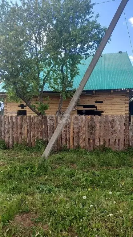 Дом в Башкортостан, Ишимбайский район, Янурусовский сельсовет, д. ... - Фото 1