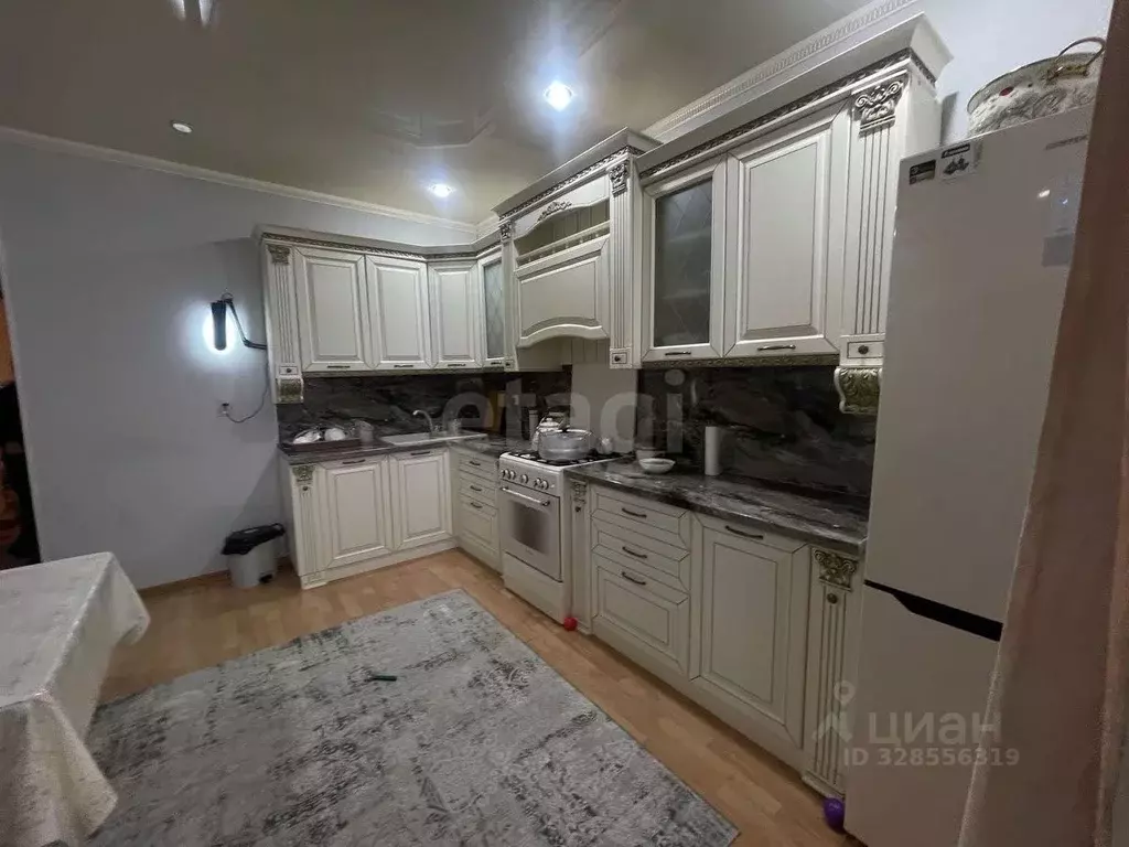 Дом в Ингушетия, Карабулак ул. Карачаевская (160 м) - Фото 0