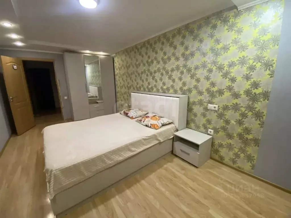 3-к кв. Татарстан, Казань ул. Челюскина, 42 (71.4 м) - Фото 1