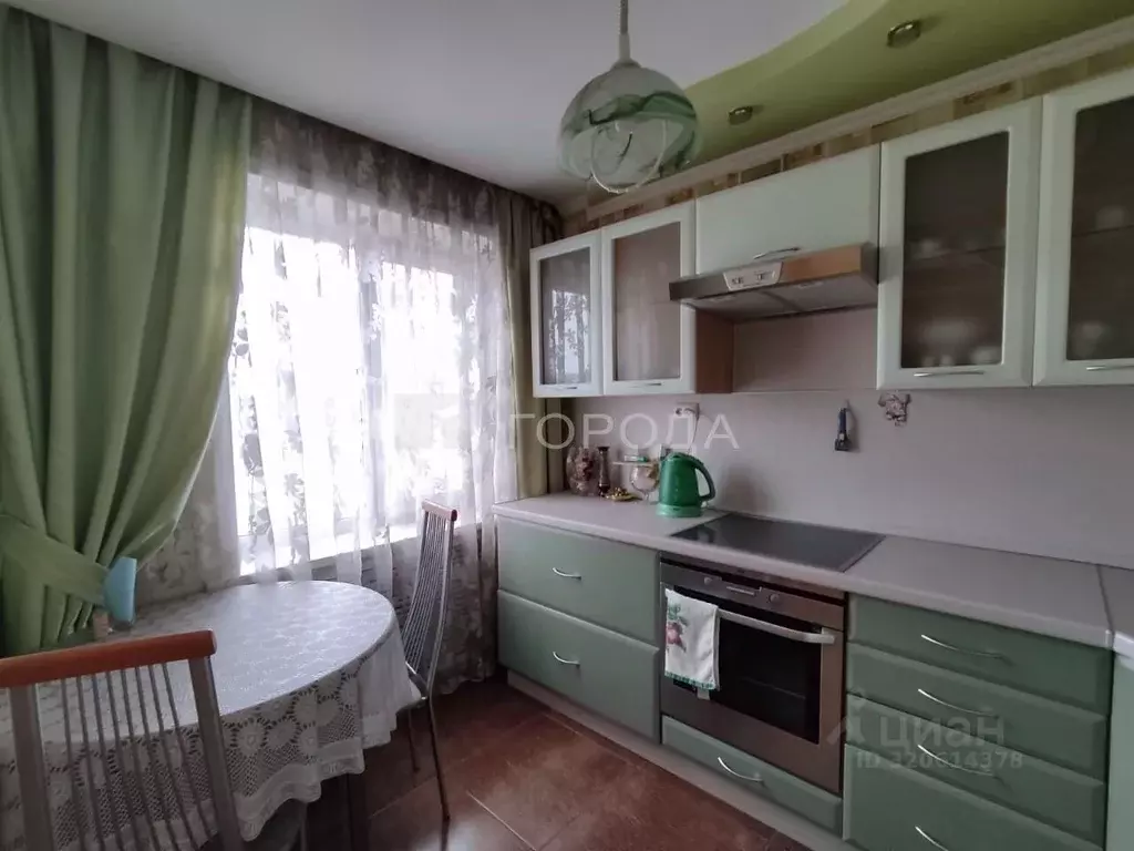 2-к кв. Кемеровская область, Новокузнецк ул. Тольятти, 42 (45.0 м) - Фото 0