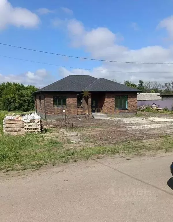 Дом в Белгородская область, Белгород ул. Владимира Любименко (134 м) - Фото 1