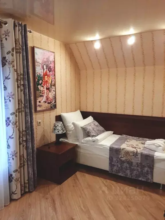 Комната Новгородская область, Пестово ш. Устюженское, 25 (15.0 м) - Фото 1