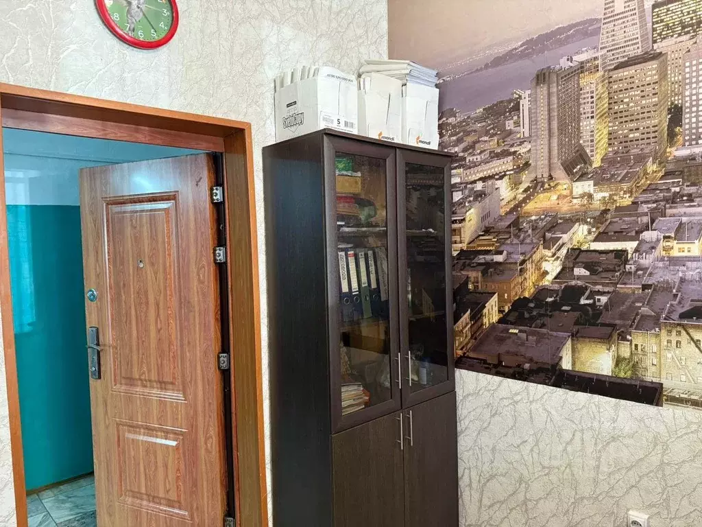 Помещение свободного назначения в Хакасия, Абакан ул. Вяткина, 16 (13 ... - Фото 1