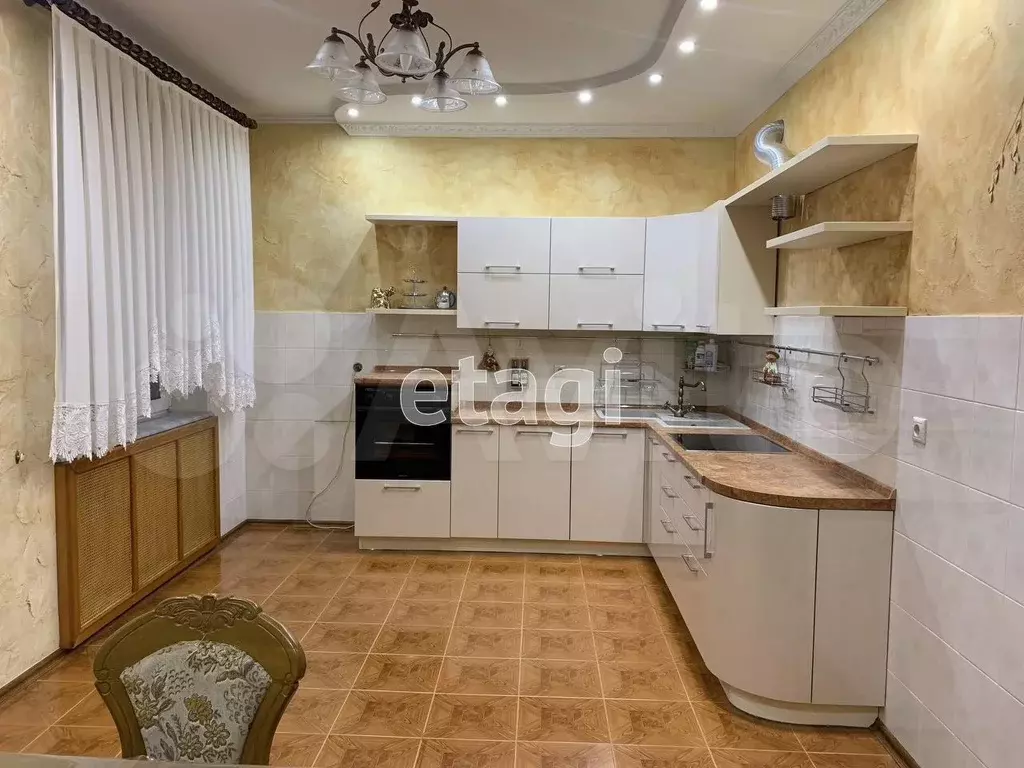 3-к. квартира, 133 м, 5/8 эт. - Фото 1