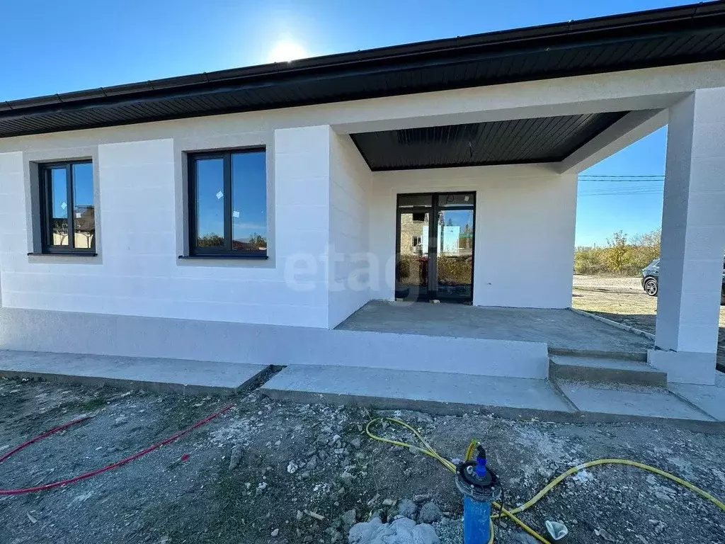 Дом в Краснодарский край, Новороссийск городской округ, Натухаевская ... - Фото 1