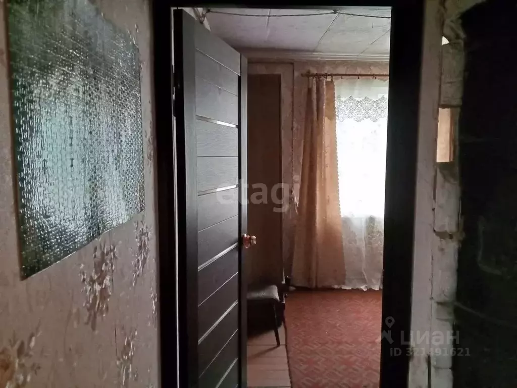 3-к кв. Псковская область, Остров ул. Матвея Егорова, 5 (37.2 м) - Фото 1