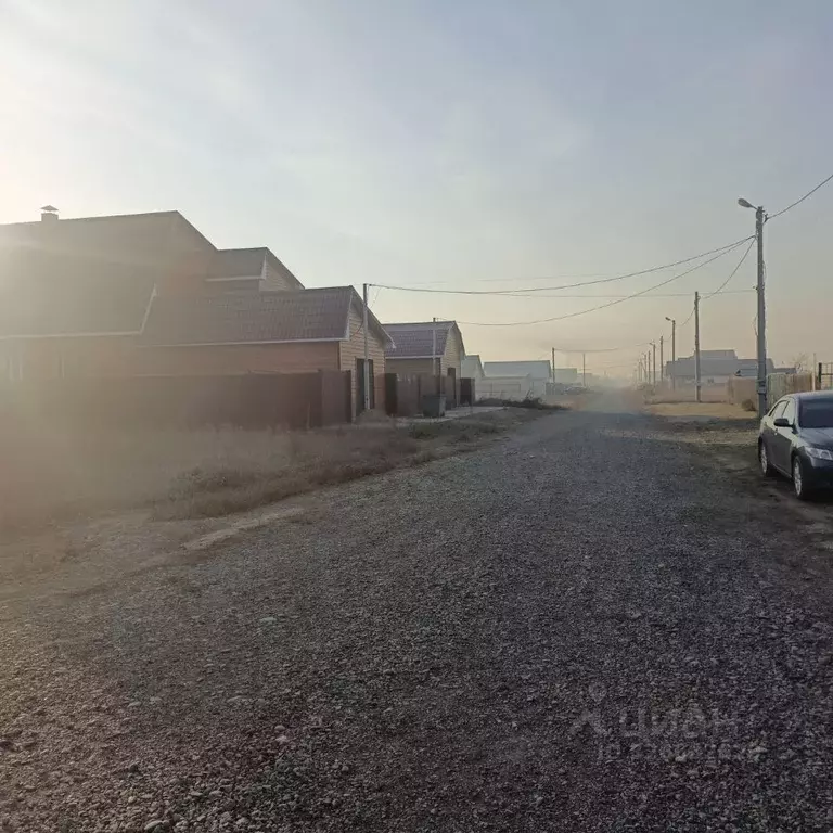 Участок в Хакасия, Усть-Абаканский район, с. Зеленое ул. Абрикосовая, ... - Фото 1